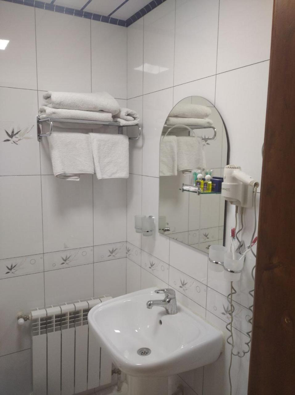 Hotel Marvarid Samarkand Buitenkant foto