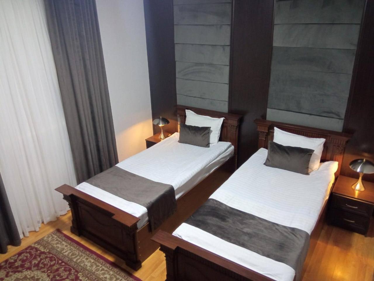 Hotel Marvarid Samarkand Buitenkant foto