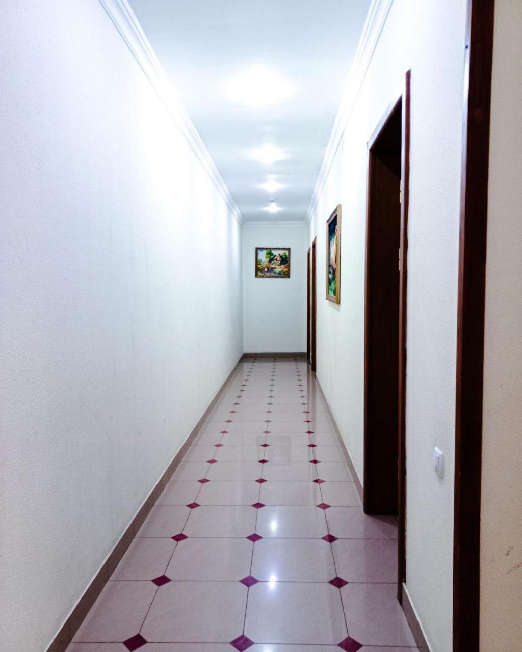 Hotel Marvarid Samarkand Buitenkant foto