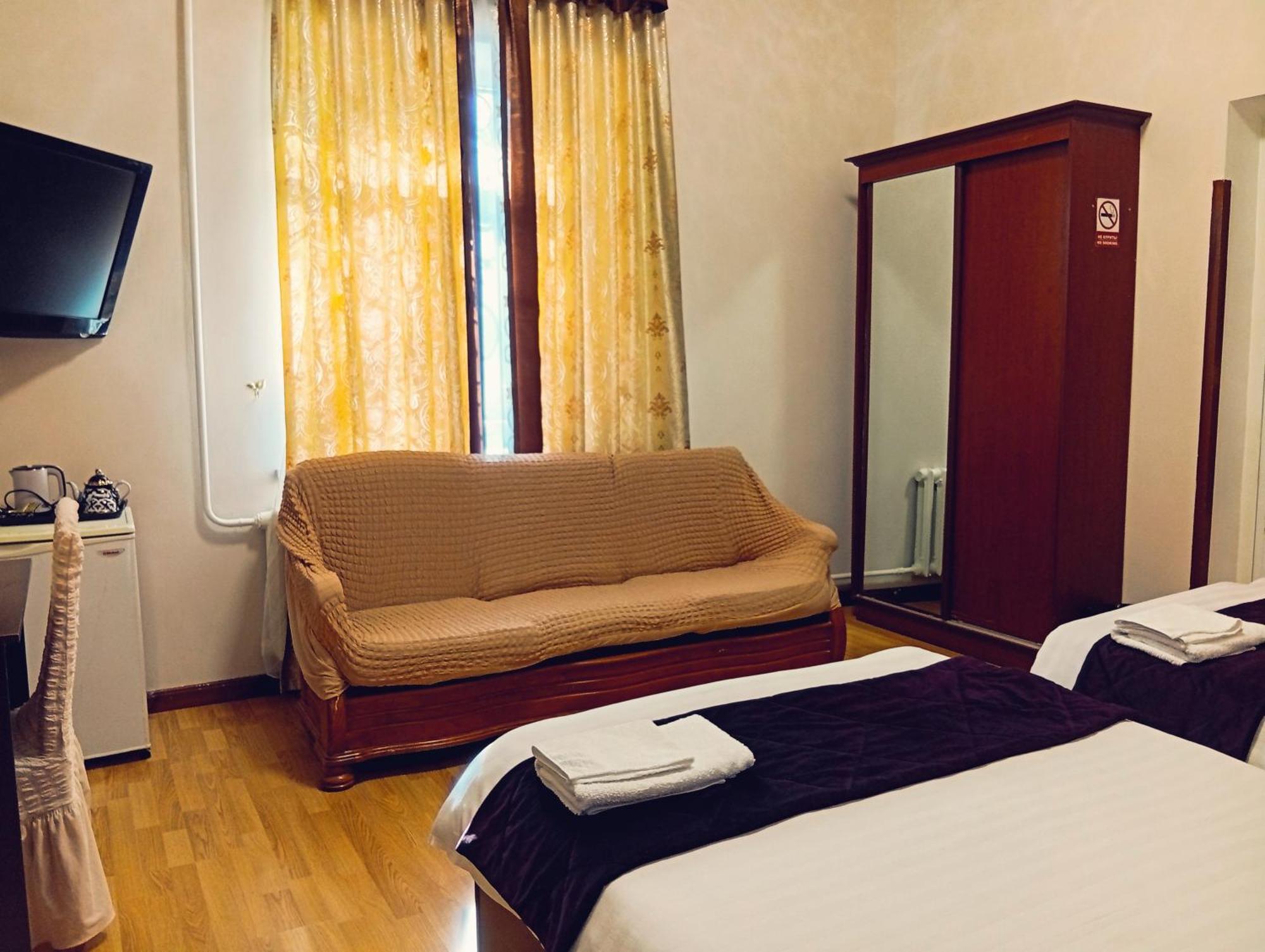 Hotel Marvarid Samarkand Buitenkant foto