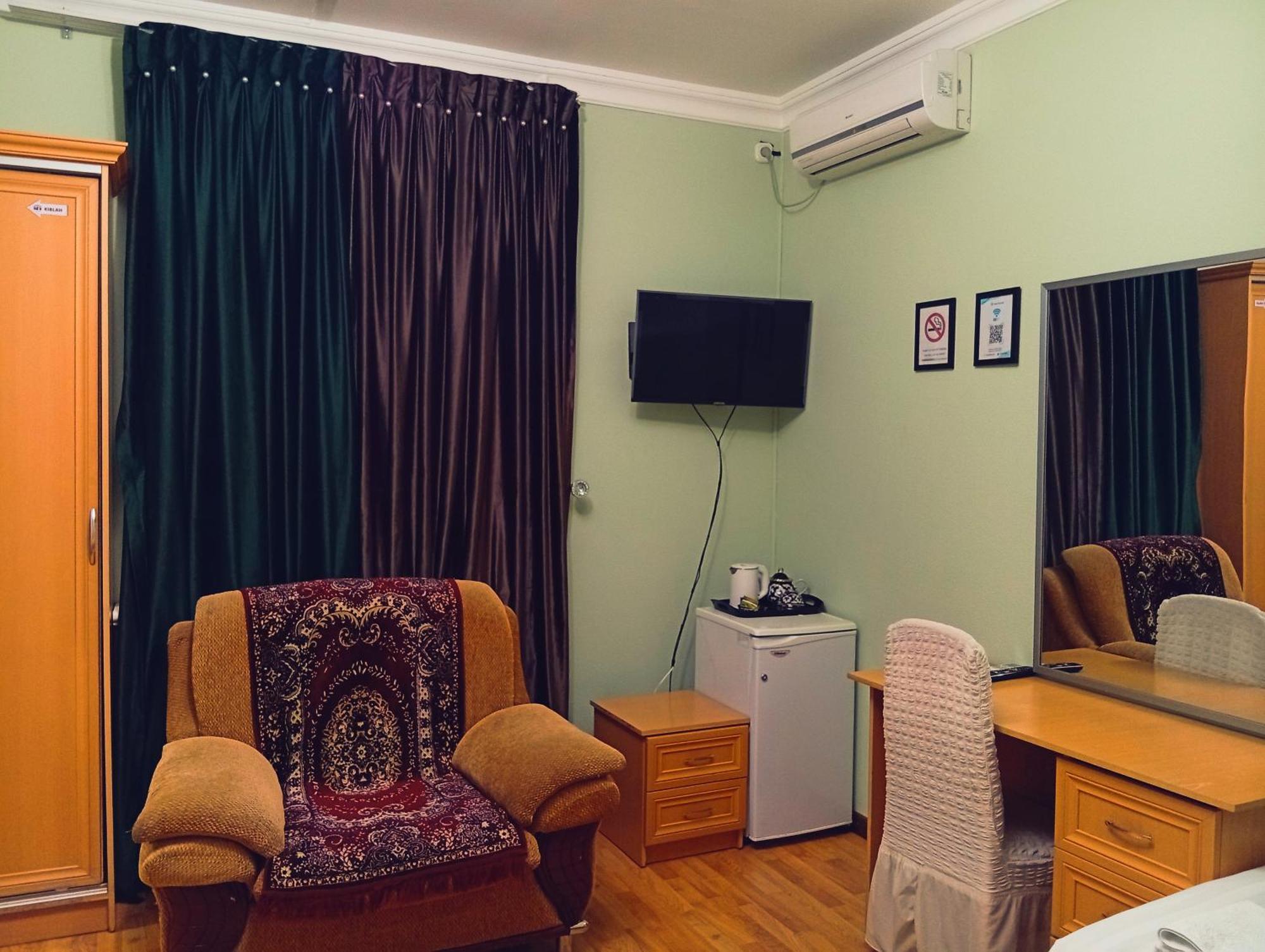 Hotel Marvarid Samarkand Buitenkant foto